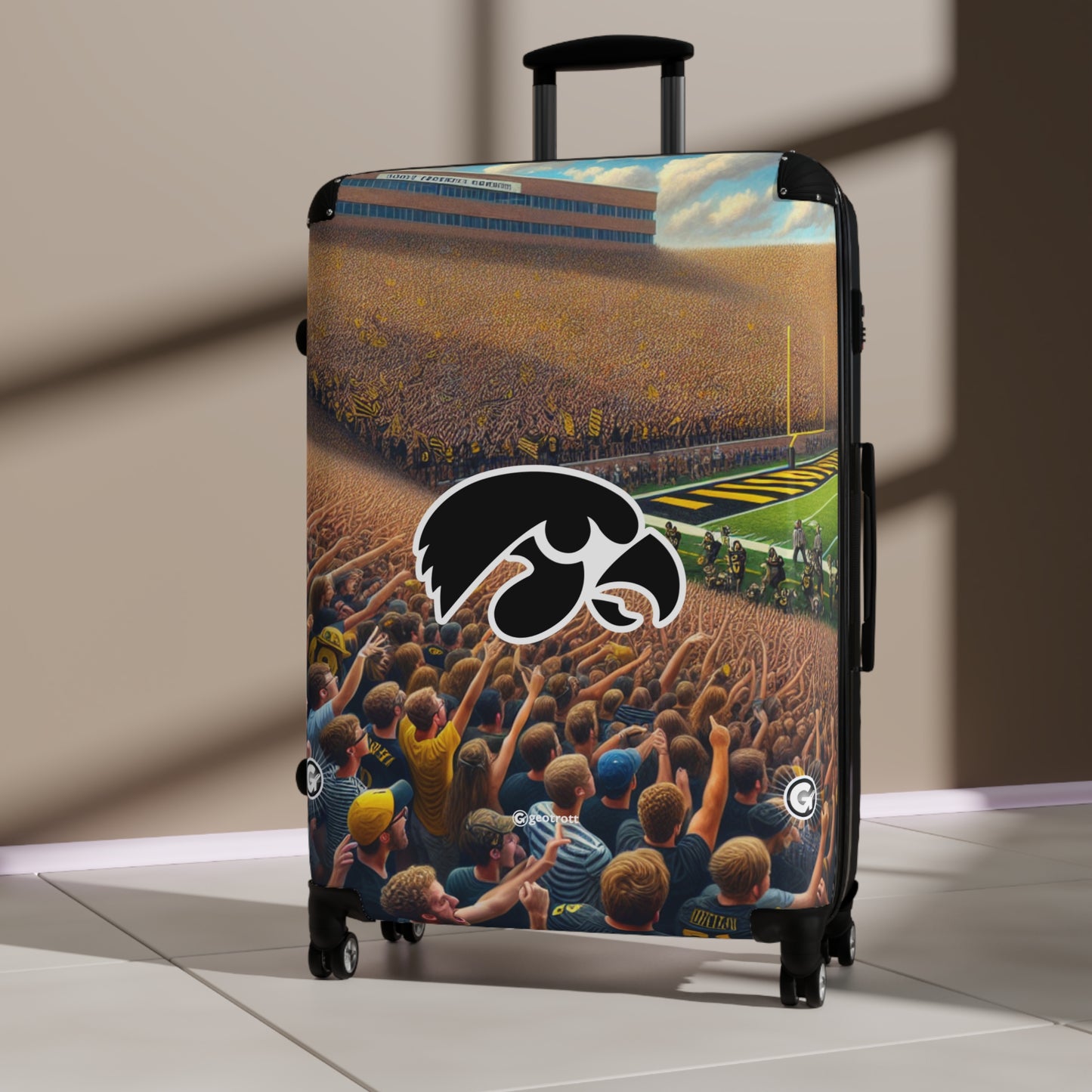 Iowa University Hawkeyes College Football Team Luggage Bag Rolling Suitcase Spinner