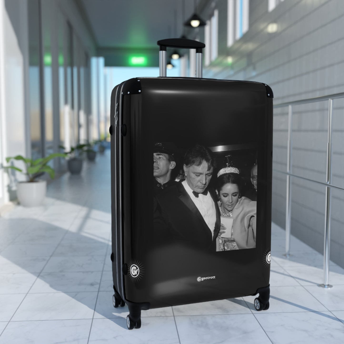 Elizabeth Taylor And Richard Burton En Route To Hotel 20Th Century Photos Luggage Bag Rolling Suitcase Spinner