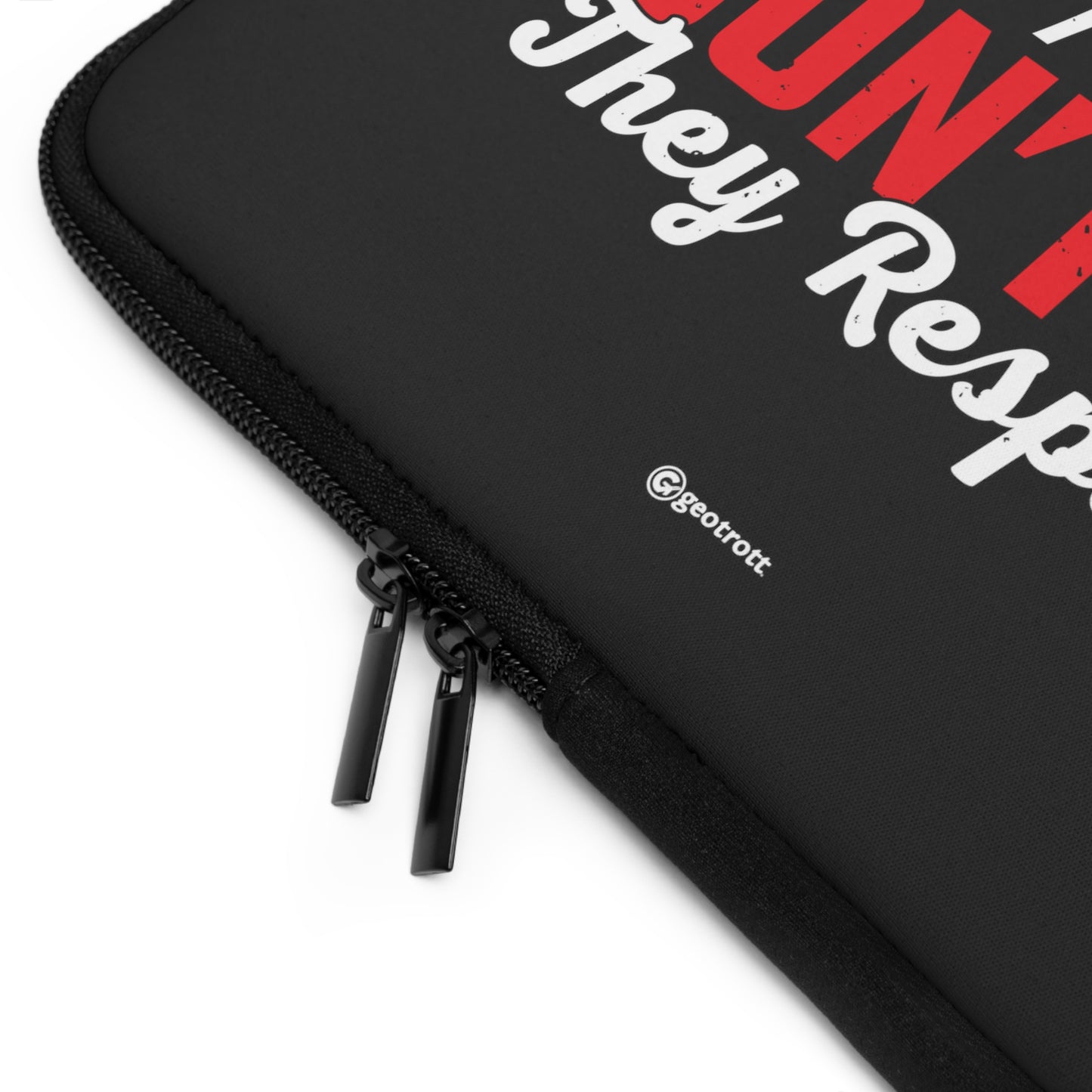 Gamers Don'T Die They Respawn Gamer Gaming Lightweight Smooth Neoprene Laptop Sleeve
