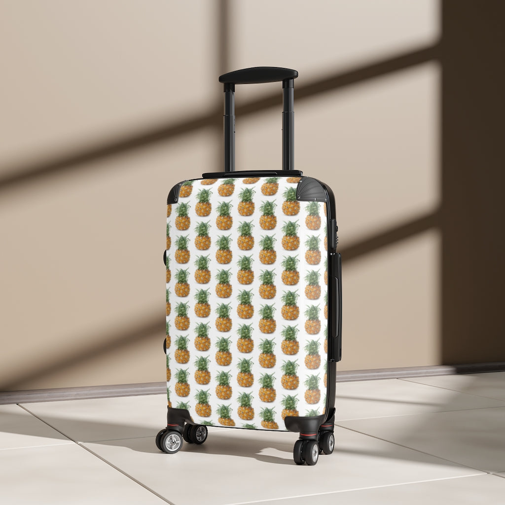Geotrott Pineapple Fruit Print Pattern Cabin Suitcase Extended Storage Adjustable Telescopic Handle Double Wheeled Polycarbonate Hard-Shell Built-In Lock