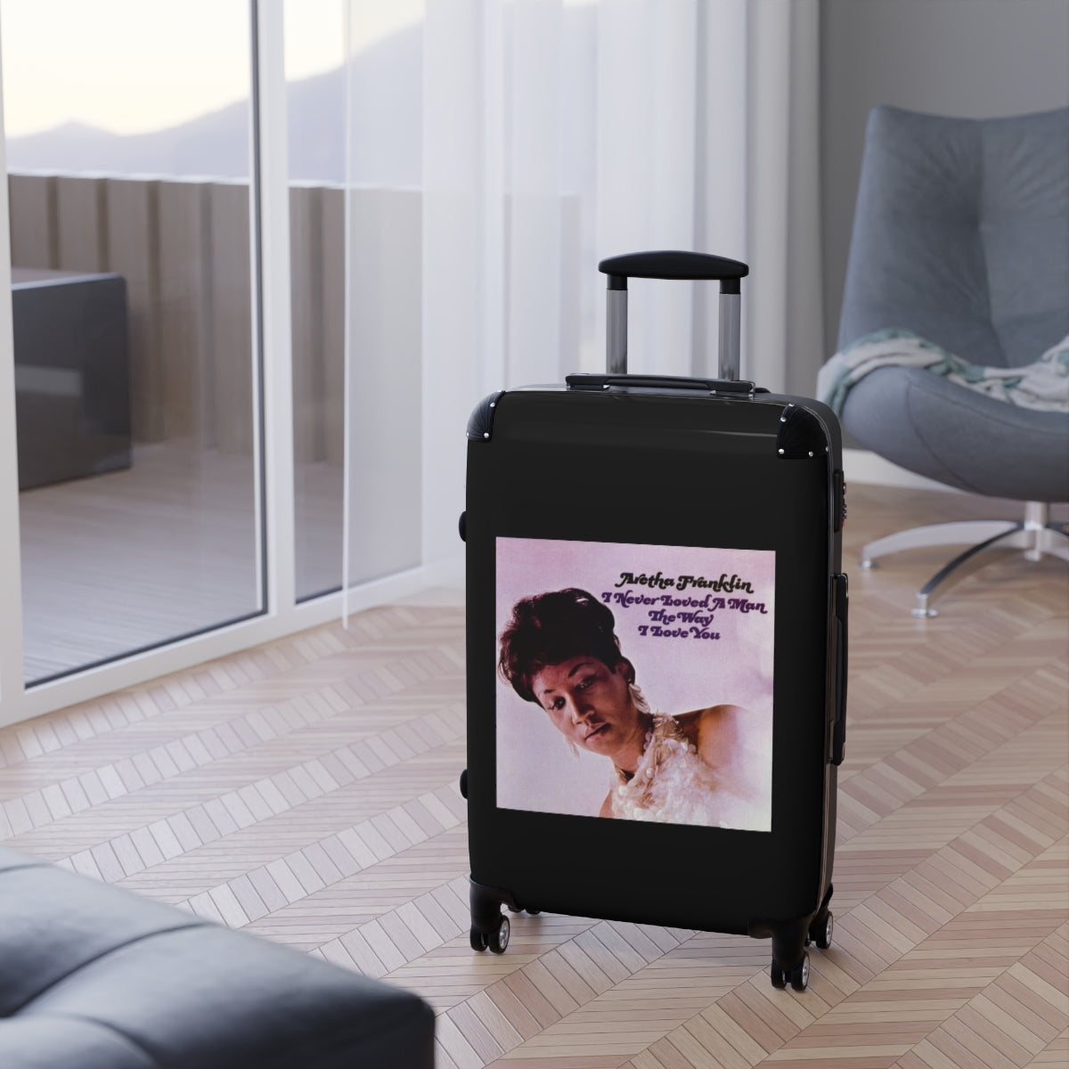 Geotrott Aretha Franklyn I Never Loved A Man The Way That I Love You Black Cabin Suitcase Extended Storage Adjustable Telescopic Handle Double Wheeled Polycarbonate Hard Shell Built In Lock