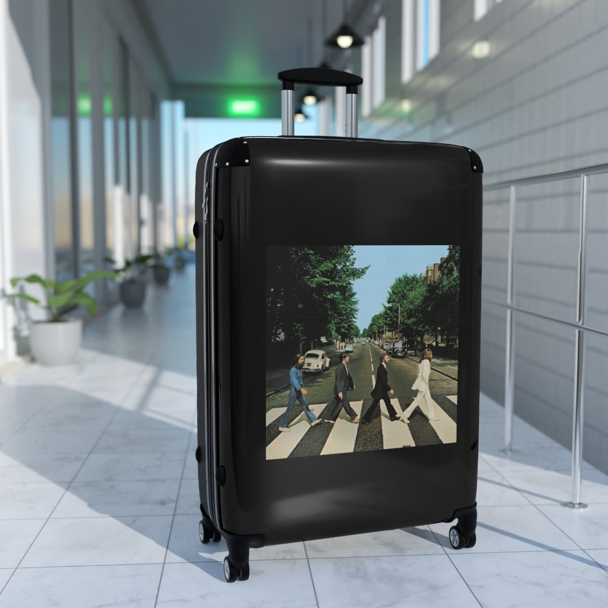 Geotrott The Beatles Abbey Road 1969 Black Cabin Suitcase Extended Storage Adjustable Telescopic Handle Double Wheeled Polycarbonate Hard Shell Built In Lock
