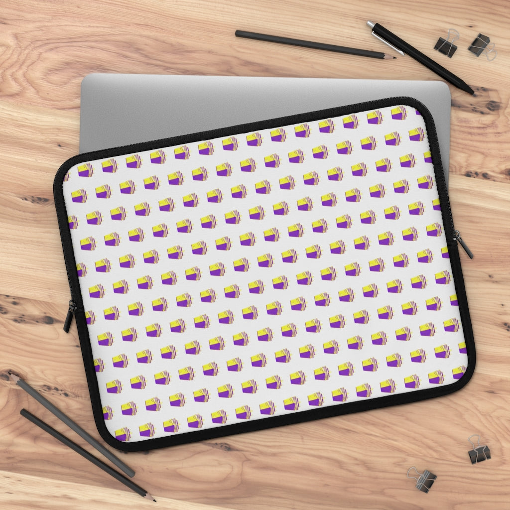 Geotrott Purple Cruise Ships Pattern White Laptop Sleeve
