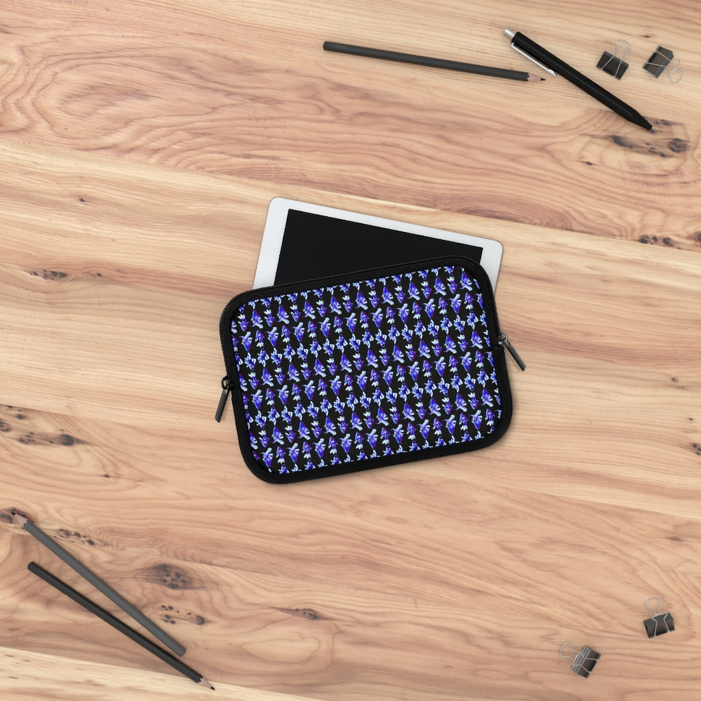 Geotrott Blue Goldfish Pattern Black Laptop Sleeve