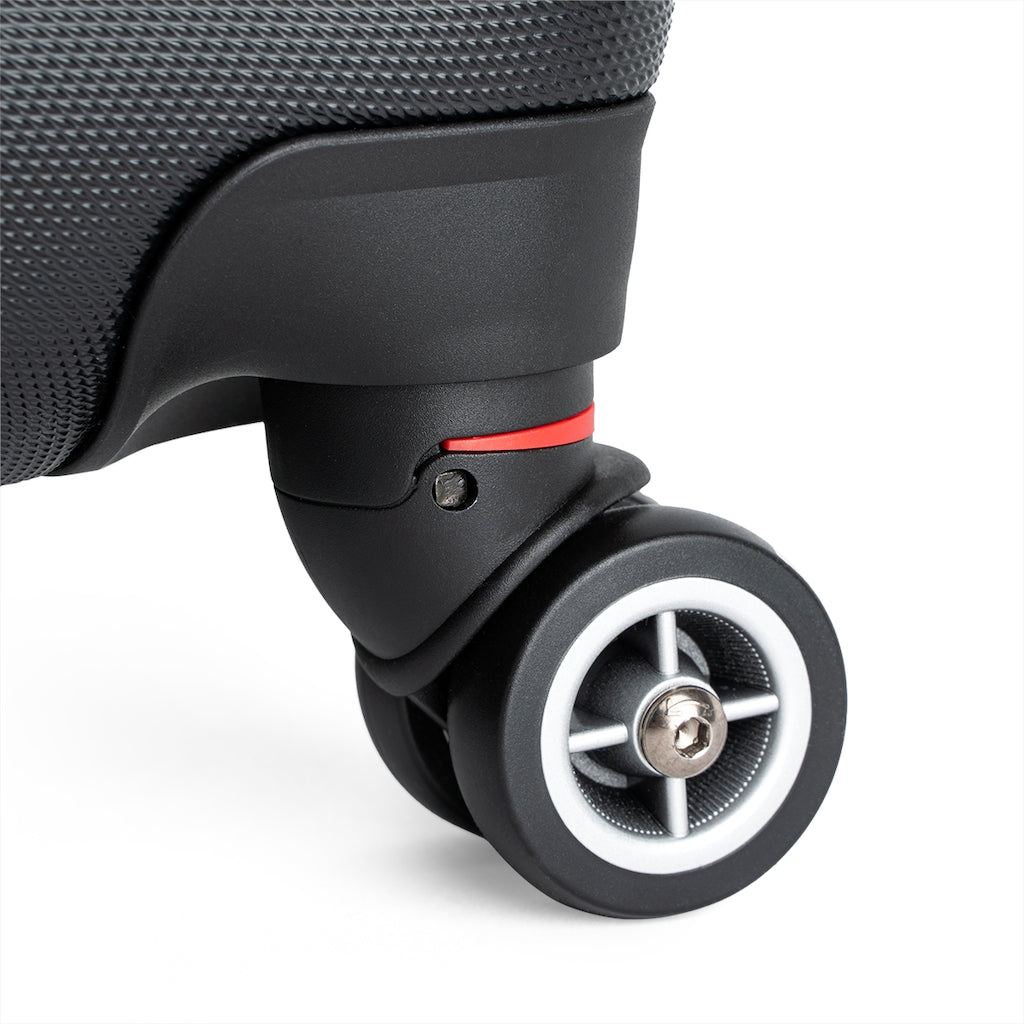 Geotrott They Call Him The Streak Party Flyer Nyc Saturday January 26Th Cabin Suitcase Extended Storage Adjustable Telescopic Handle Double Wheeled Polycarbonate Hard-Shell Built-In Lock