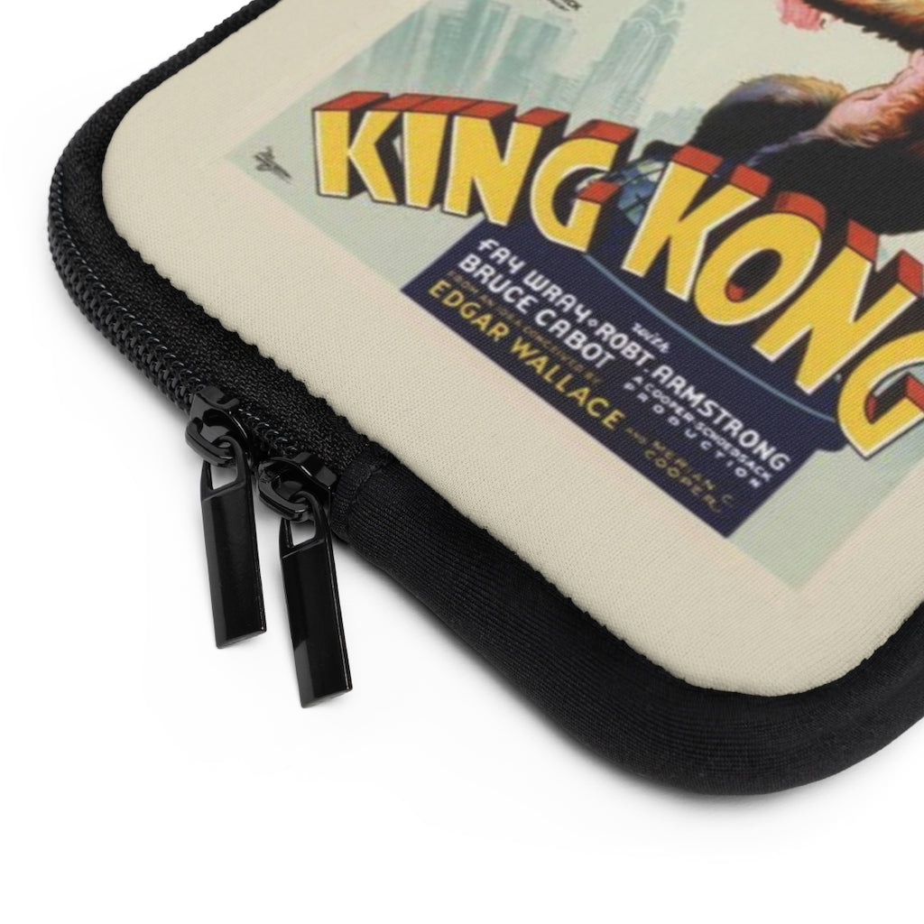Geotrott King Kong Movie Poster Red Laptop Sleeve