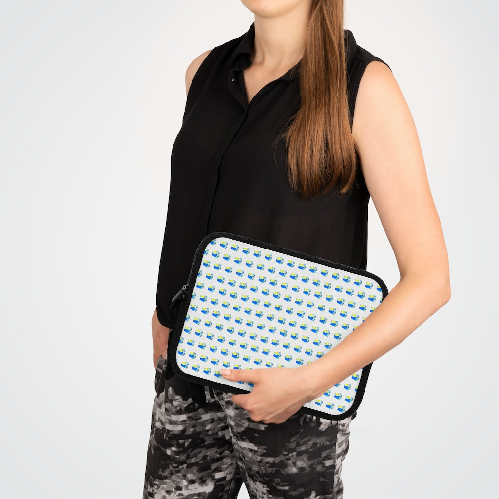 Geotrott Old Blue Cruise Ships Pattern White Laptop Sleeve