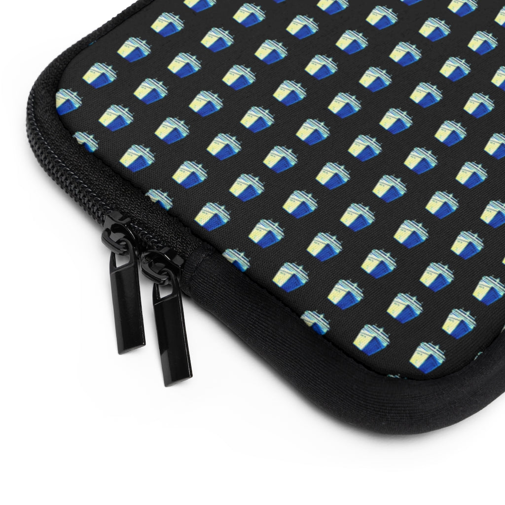 Geotrott Old Blue Cruise Ships Pattern Black Laptop Sleeve