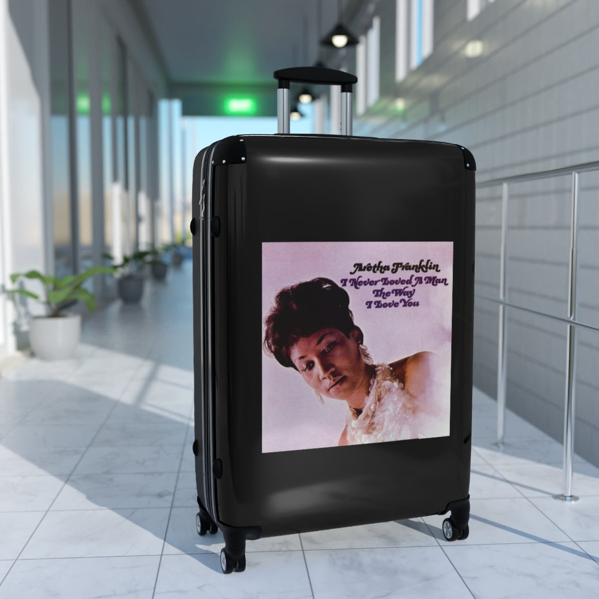 Geotrott Aretha Franklyn I Never Loved A Man The Way That I Love You Black Cabin Suitcase Extended Storage Adjustable Telescopic Handle Double Wheeled Polycarbonate Hard Shell Built In Lock