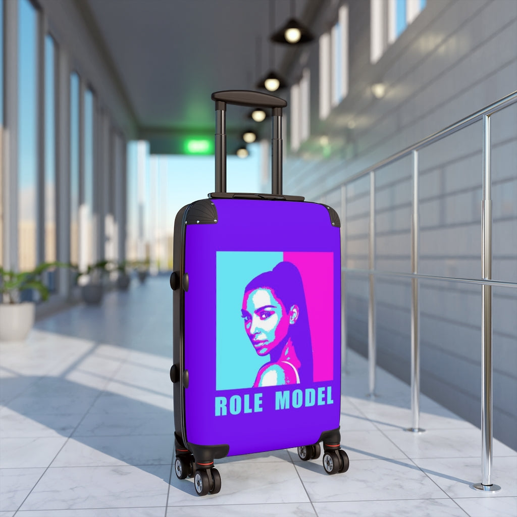 Geotrott Purple And Pink Kin Kardashian Role Model Cabin Luggage Extended Storage Adjustable Telescopic Handle Double Wheeled Polycarbonate Hard-Shell Built-In Lock