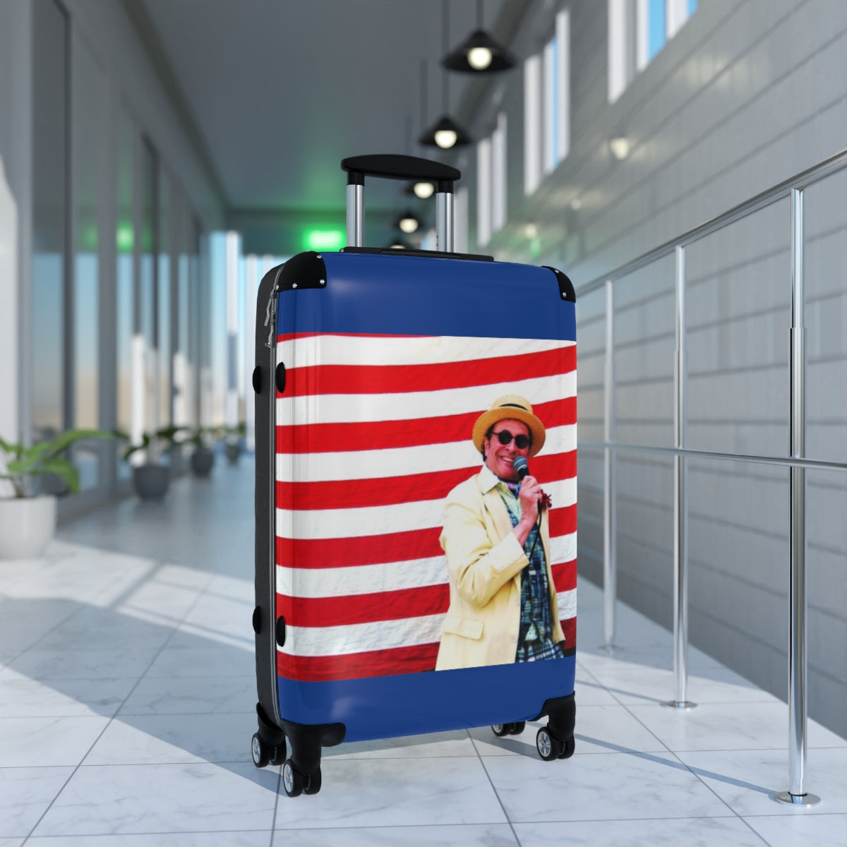 Geotrott Coney Island Beach Aquarium Luna Park Governor Black Cabin Suitcase Extended Storage Adjustable Telescopic Handle Double Wheeled Polycarbonate Hard-Shell Built-In Lock