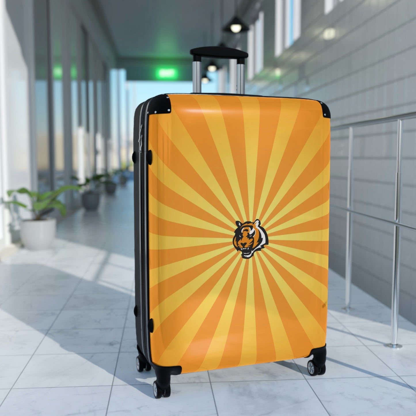 Geotrott Cincinnati Bengals National Football League Nfl Team Logo Cabin Suitcase Rolling Luggage Checking Bag