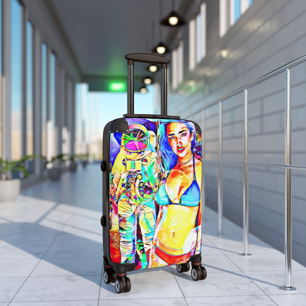 Geotrott Astronaut Girlfriend Graffiti Art Cabin Suitcase Extended Storage Adjustable Telescopic Handle Double Wheeled Polycarbonate Hard-Shell Built-In Lock