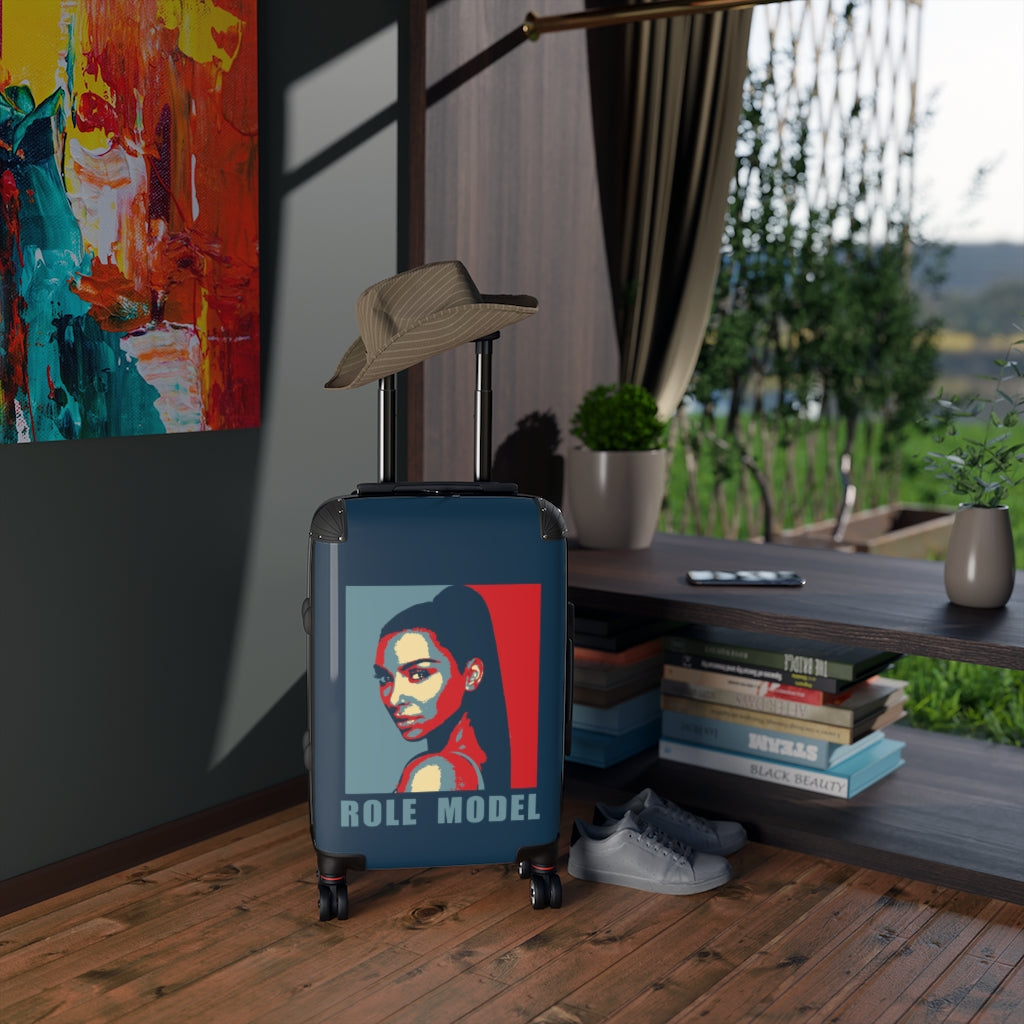 Geotrott Kim Kardashian Illustration "Role Model" Of Cabin Suitcase Extended Storage Adjustable Telescopic Handle Double Wheeled Polycarbonate Hard-Shell Built-In Lock