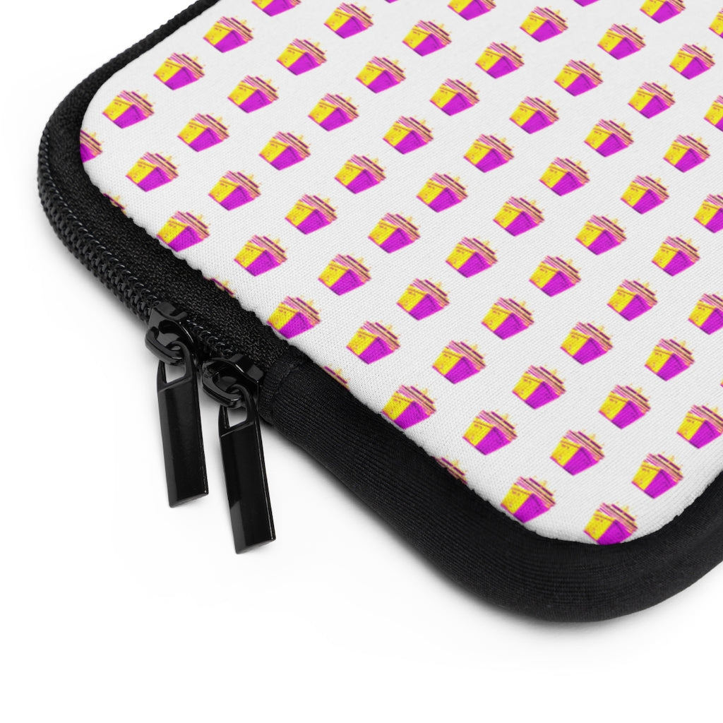 Geotrott Pink Cruise Ships Pattern White Laptop Sleeve