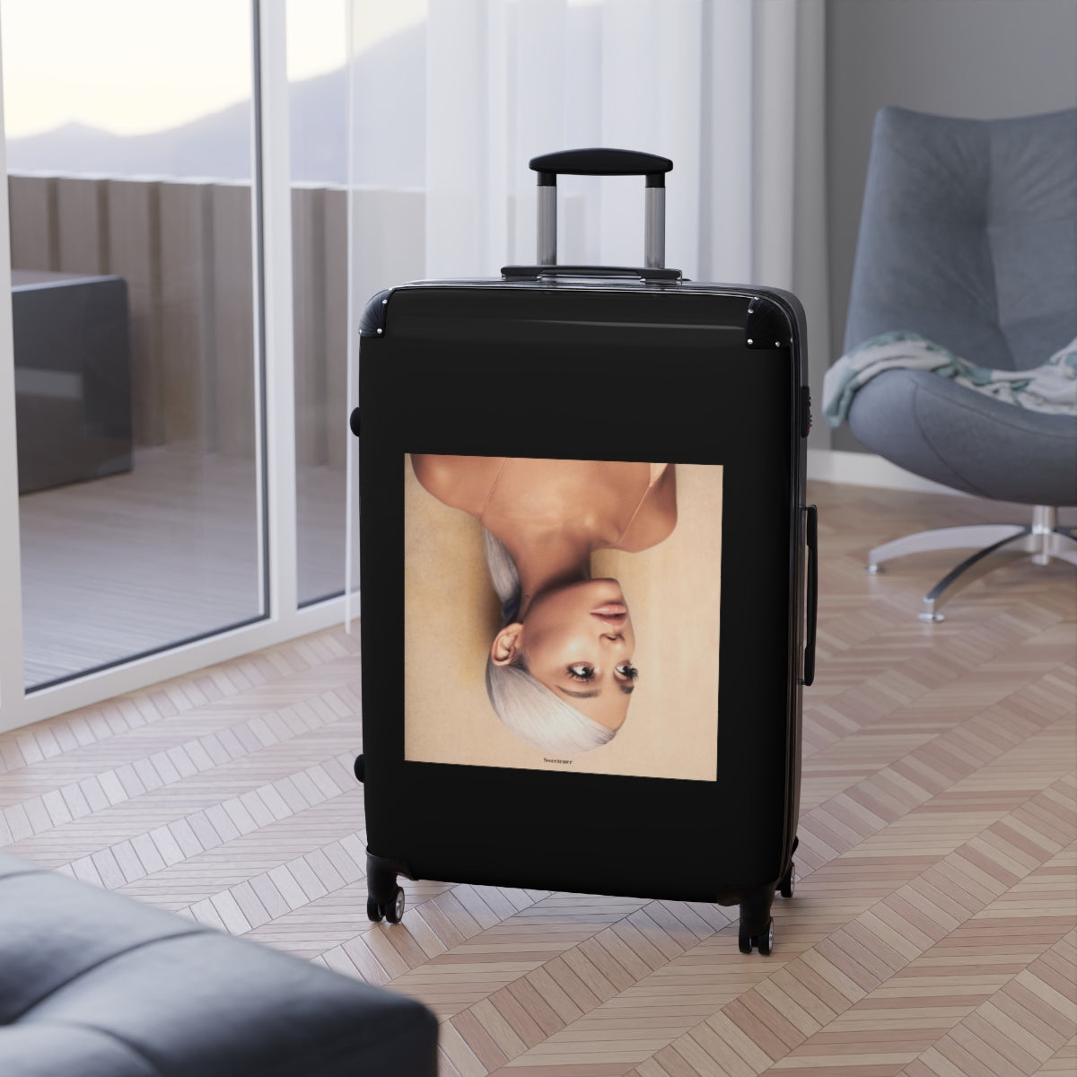 Getrott Ariana Grande Sweetener 2018 Black Cabin Suitcase Extended Storage Adjustable Telescopic Handle Double wheeled Polycarbonate Hard-shell Built-in Lock-Bags-Geotrott