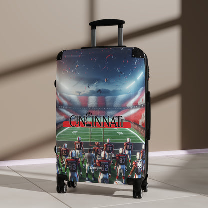 Cincinnati University Bearcats Football Team Luggage Bag Rolling Suitcase Spinner