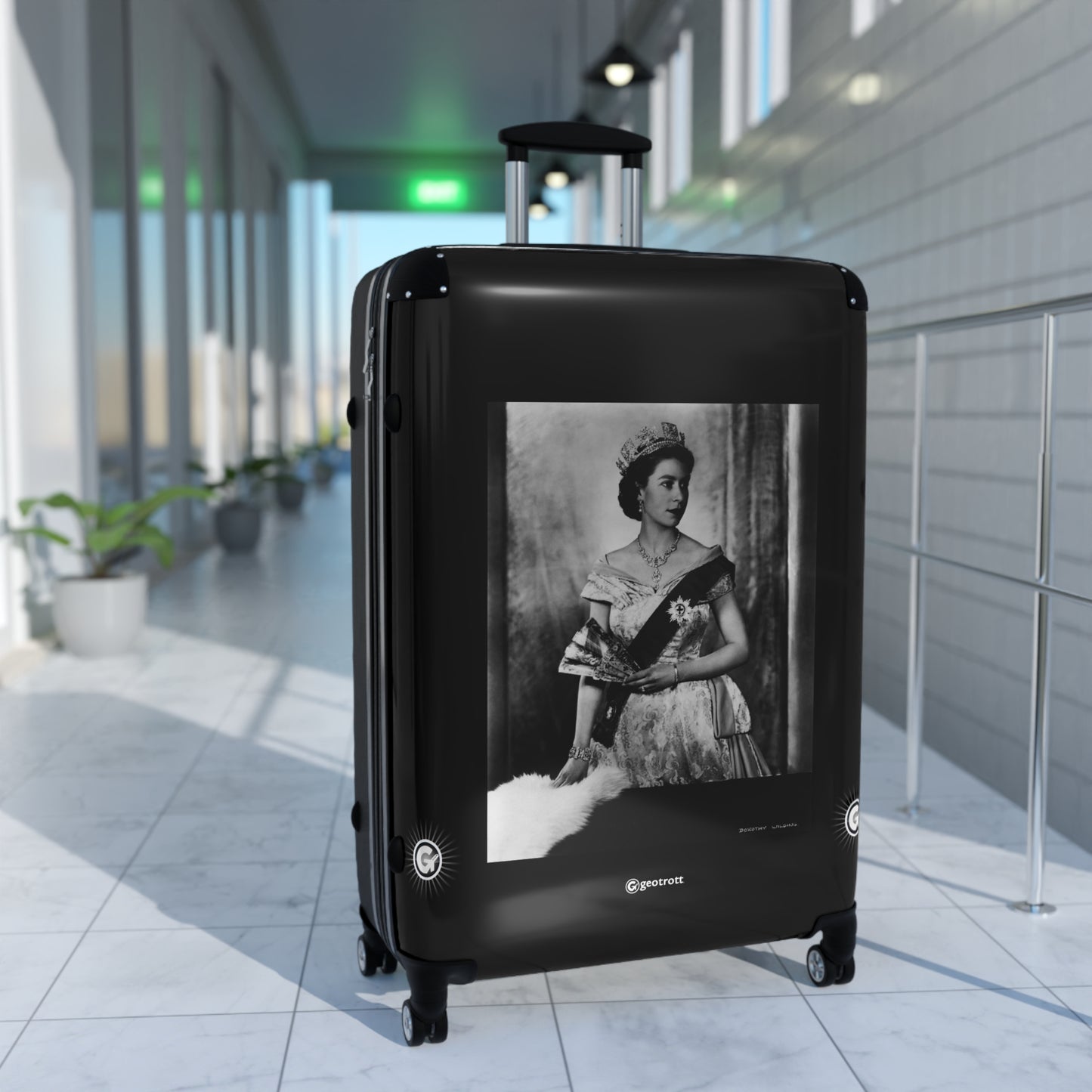 Queen Elizabeth II Of England 20TH CENTURY Photos Luggage Bag Rolling Suitcase Spinner