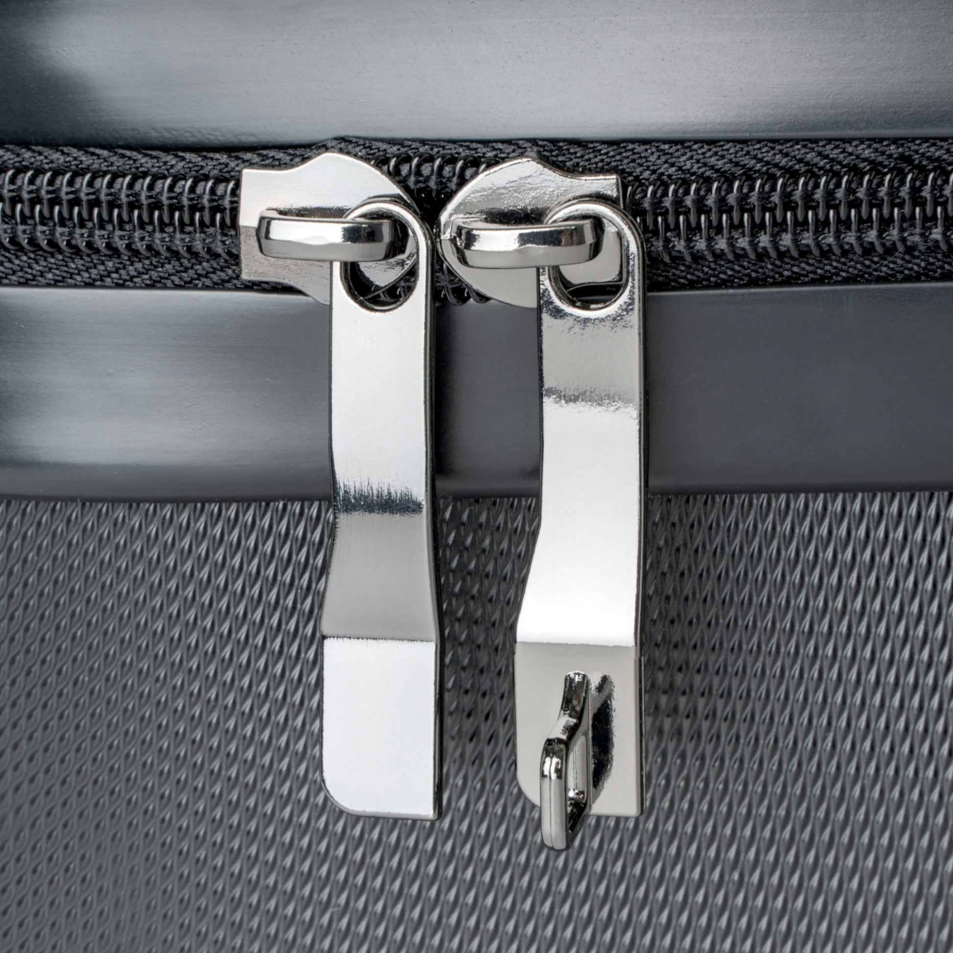 Geotrott Philadelphia Eagles2 National Football League NFL Team Logo Cabin Suitcase Rolling Luggage Checking Bag