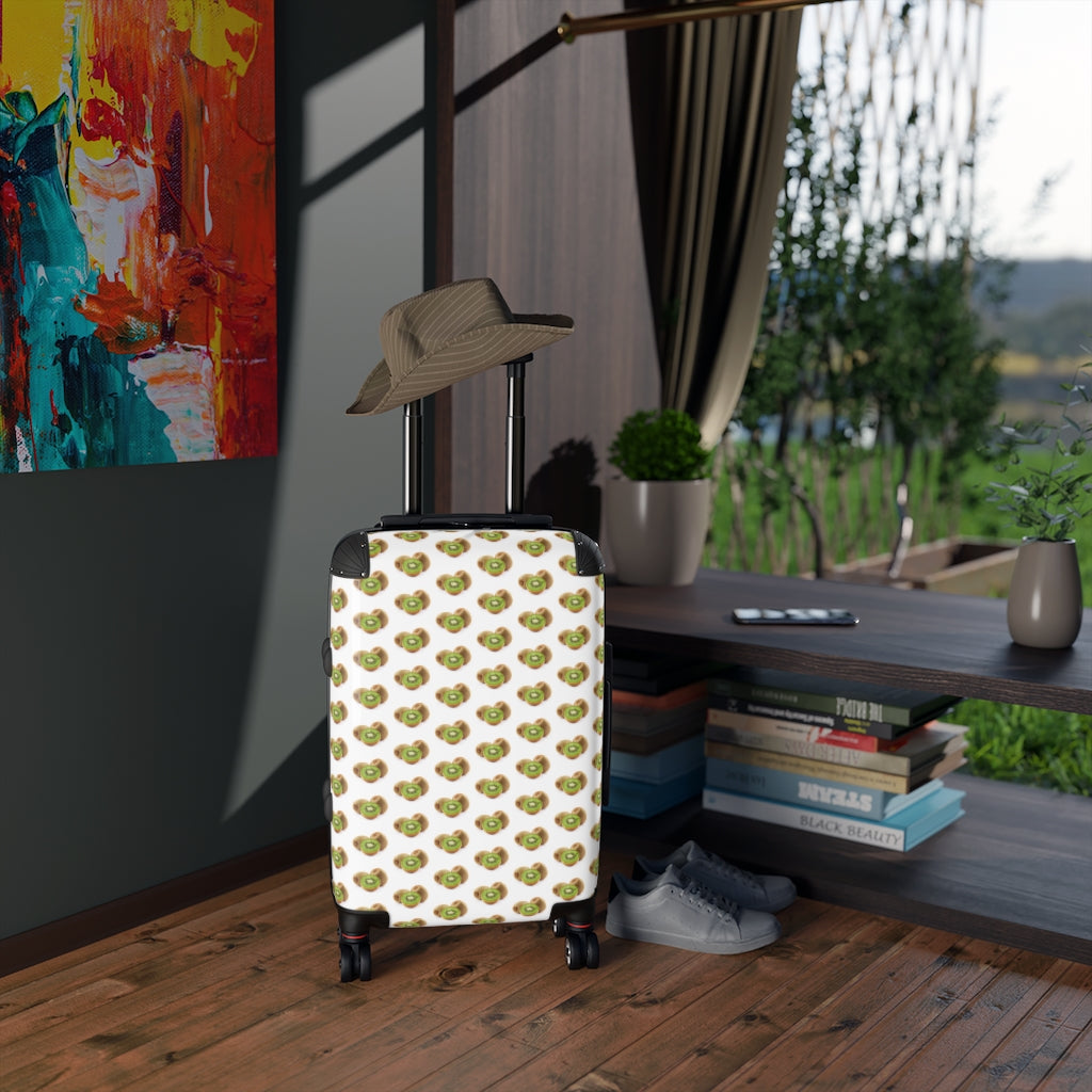 Getrott Kiwi Fruit Print Pattern Cabin Suitcase Inner Pockets Extended Storage Adjustable Telescopic Handle Inner Pockets Double wheeled Polycarbonate Hard-shell Built-in Lock