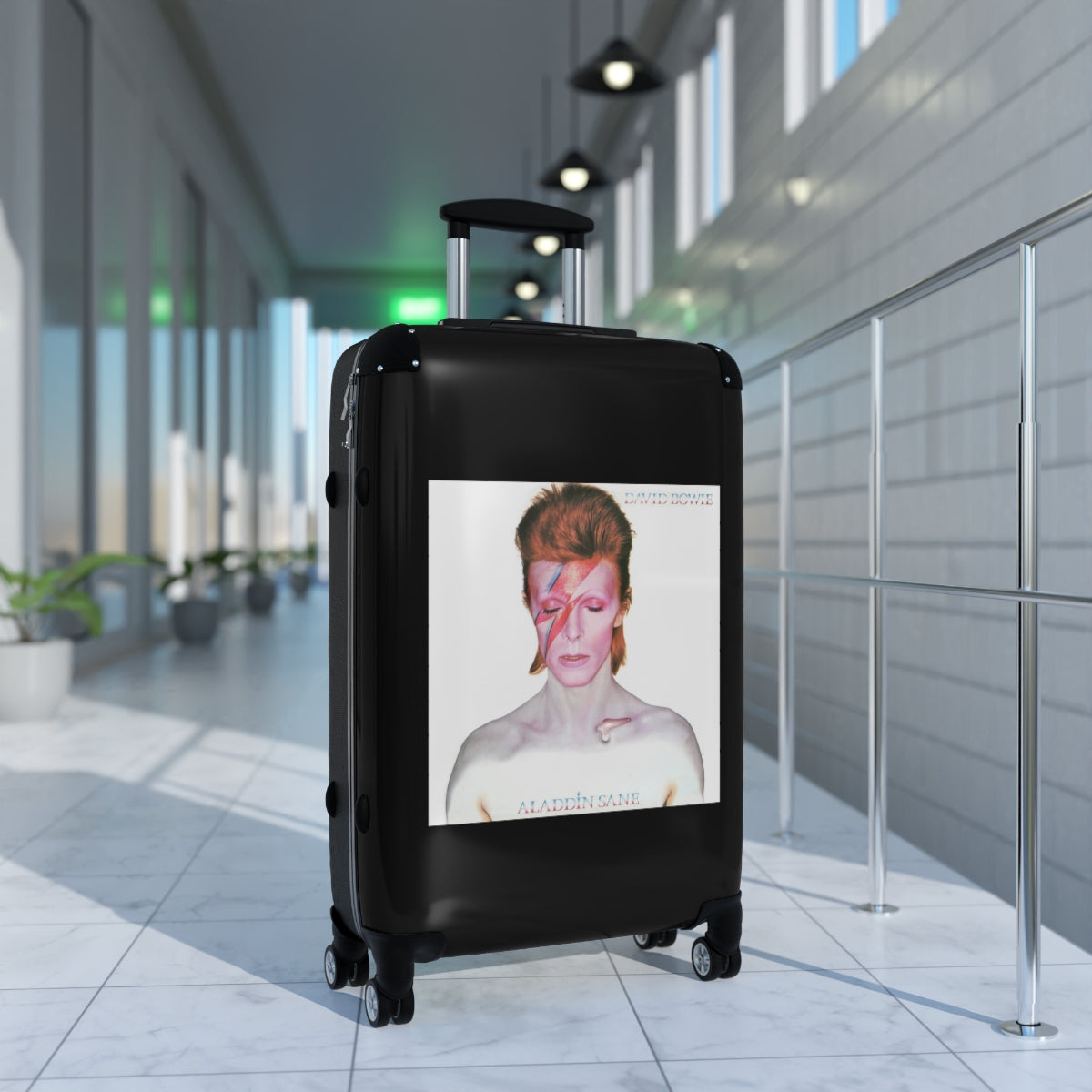 Getrott David Bowie Aladdin Sane 1973 Black Cabin Suitcase Inner Pockets Extended Storage Adjustable Telescopic Handle Inner Pockets Double wheeled Polycarbonate Hard-shell Built-in Lock
